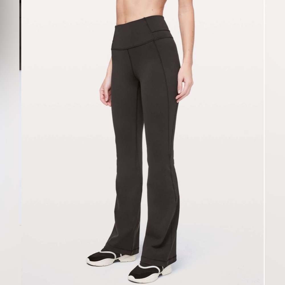 Lululemon Groove Pant Flare *Full-On Luxtreme 28” Black size 2